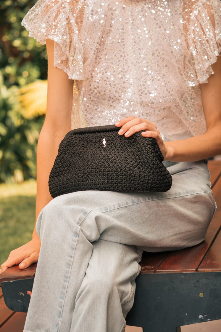 CHAR BLACK CLUTCH