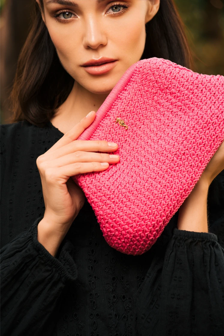 CAMELLIA ROSE CLUTCH