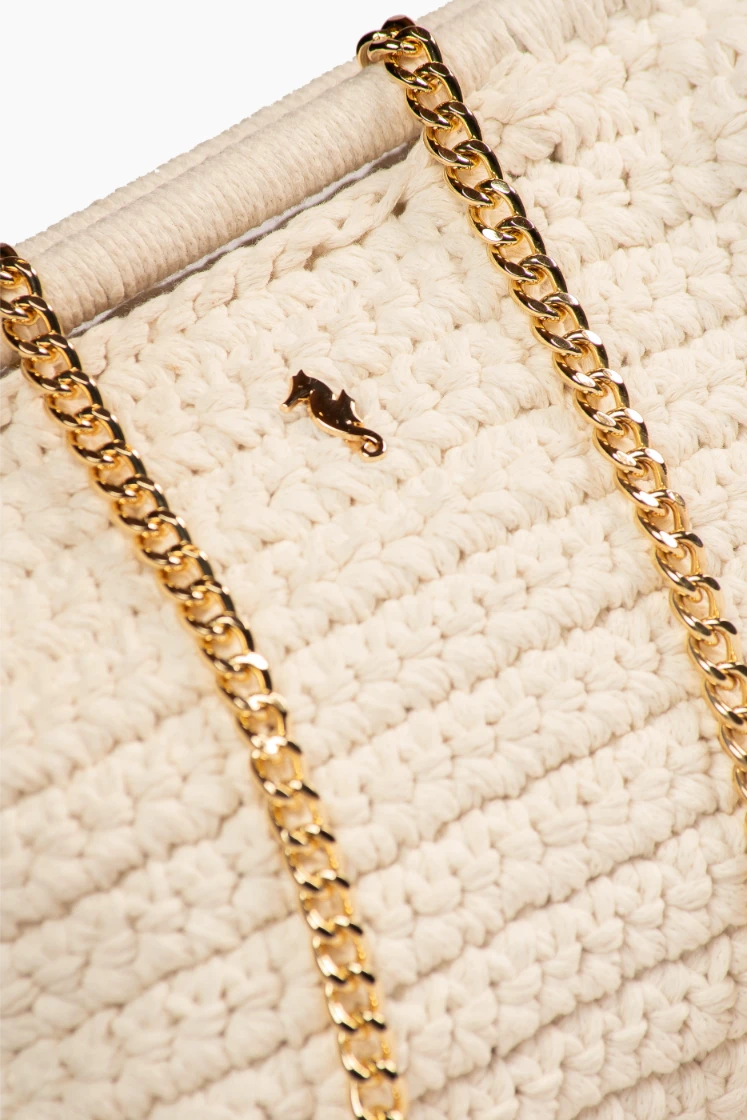 LILY WHITE CLUTCH