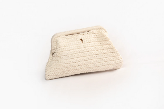 LILY WHITE CLUTCH